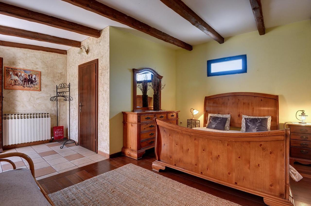 Casa Karnevali Villa Zminj ภายนอก รูปภาพ